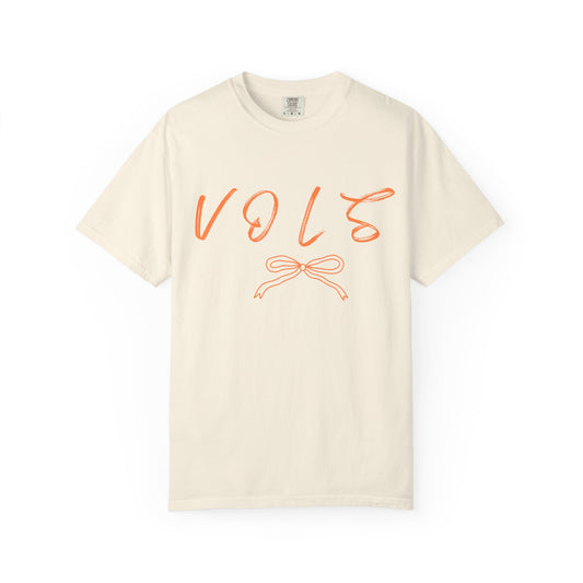 Unisex Garment-Dyed T-Shirt with 'VOL' Design, Soft Casual Tee for Everyday Wear, Gift for Friends, Minimalist Style, Summer Essential
